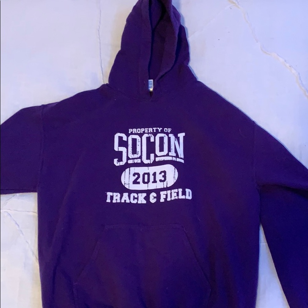 sweatshirt
